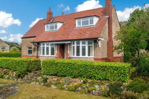 5, Far Bank, Shelley, Huddersfield HD8 8LA