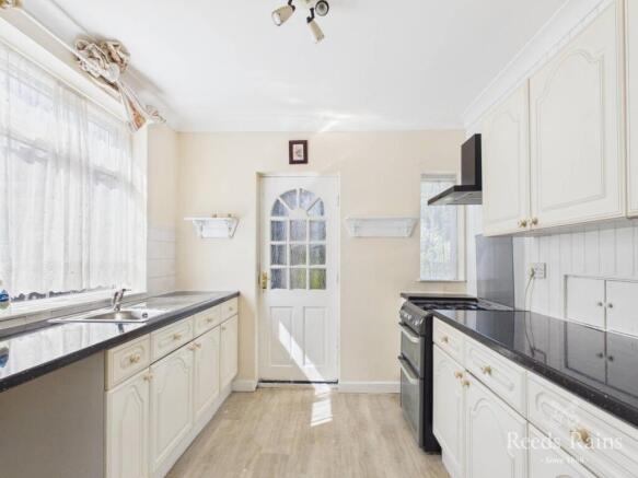 3 bed Semi-Detached for sale Image 7