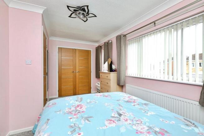 2 bed Semi-Detached for sale Image 6