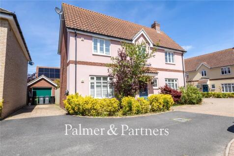 Montagu Drive, Saxmundham, Suffolk, IP17