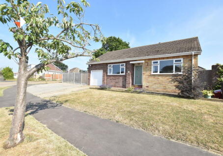 Fleetwood Avenue, Holland on Sea CO15 5SE