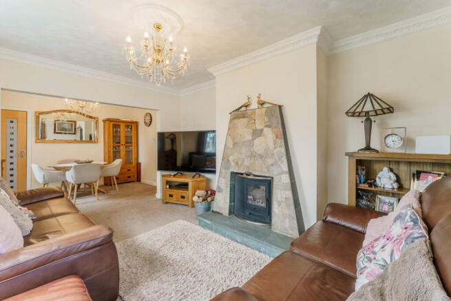 2 bed Detached Bungalow for sale Image 5