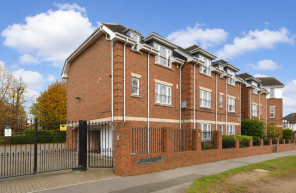 5, 173 Winchester Court, Broomfield Road, Chelmsford CM1 1RT