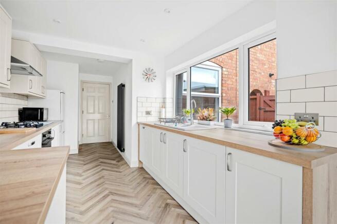 107 Laugherne Road - kitchen (brochure).jpg
