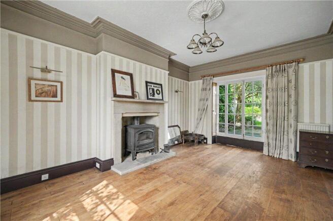 7 bed Detached for sale Image 5