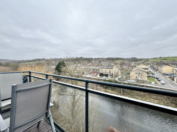 2 bed Apartment for sale Image 9