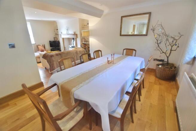 Dining Room (2)