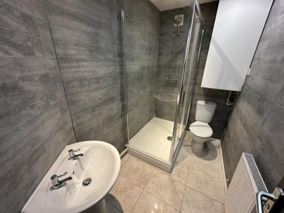 4 bed flat to rent Marlborough Road, Cardiff CF23