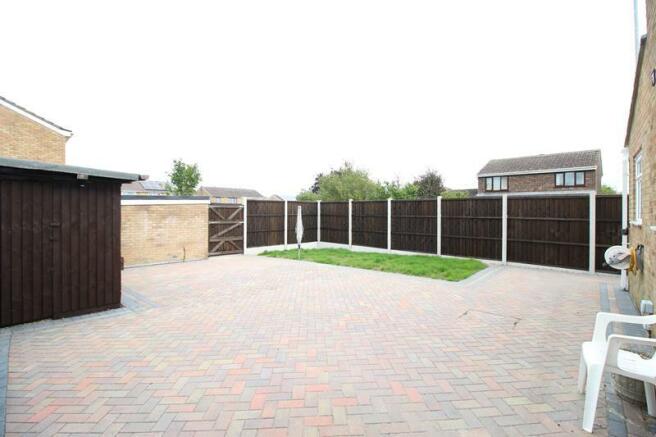 Rear garden (2)