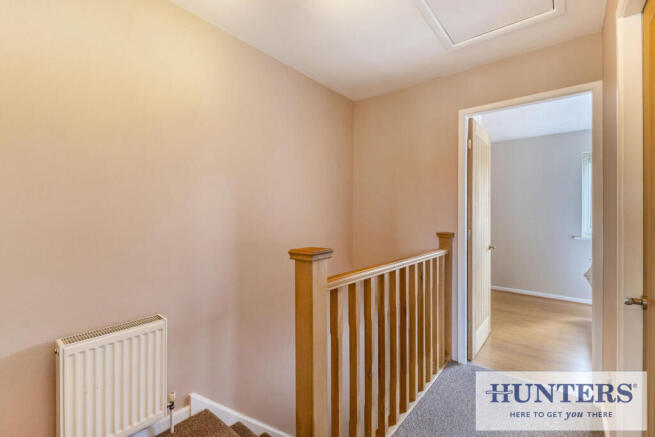 3 bed Semi-Detached for sale Image 10
