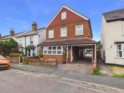 Cambridge Road, Walton-On-Thames
