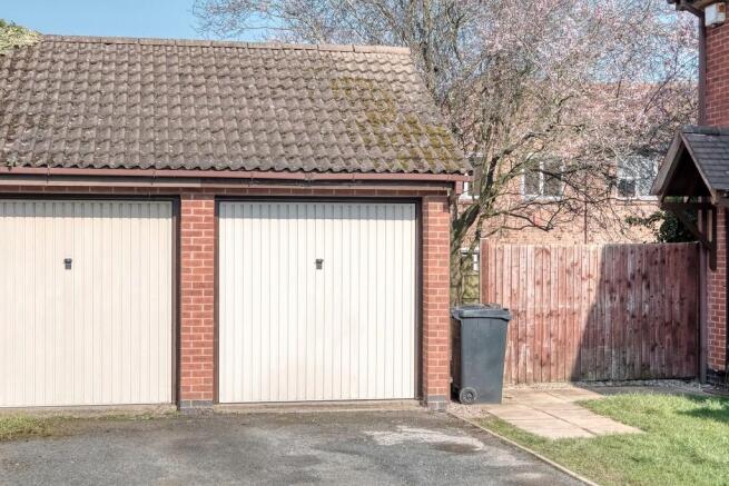 Garage (I have a ...