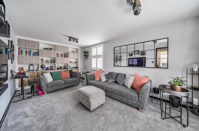 1394973-4-695f839...