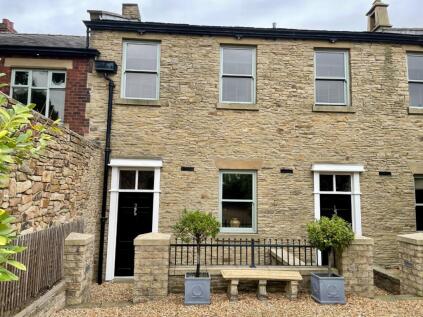 Chapel House, Greave Fold Court, Greave, Romiley, Stockport, Cheshire, SK6 4PU