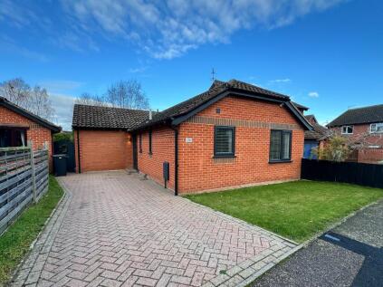 Admirals Way, Hethersett, NR9