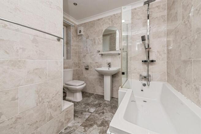 3 bed Semi-Detached for sale Image 10