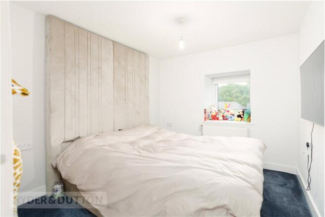 3 bed Semi-Detached for sale Image 9