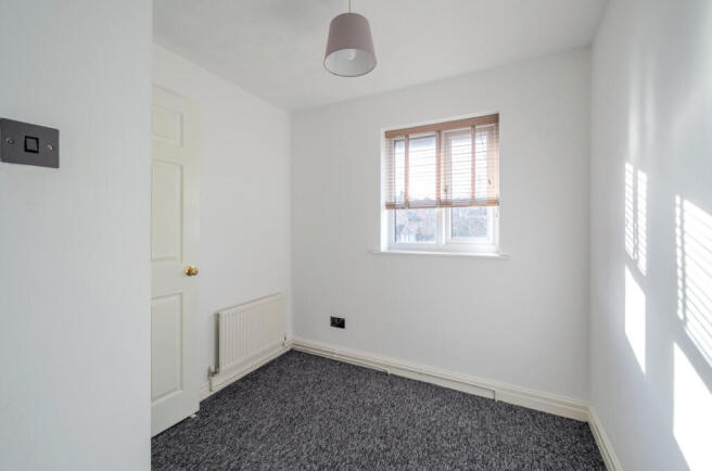 3 bed Semi-Detached for sale Image 12