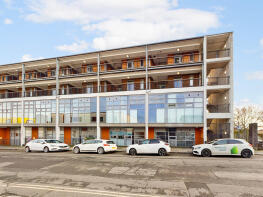 25b, George Place, Plymouth PL1 3FJ