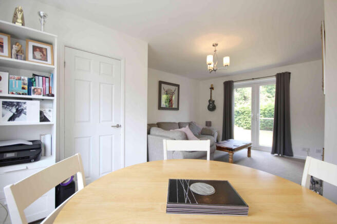 Lounge/Dining Room