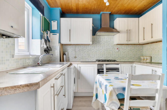 1437946-9-69cc161...