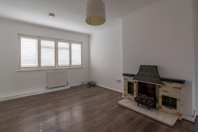 Lounge/ Dining Room