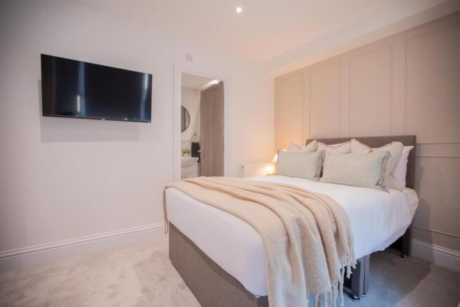 Room1(a).jpg