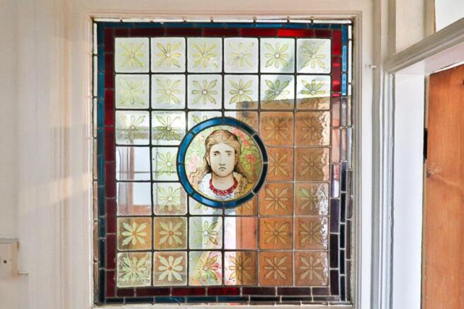 Feature window