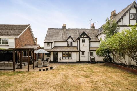 Sharps Lane, Ruislip, HA4