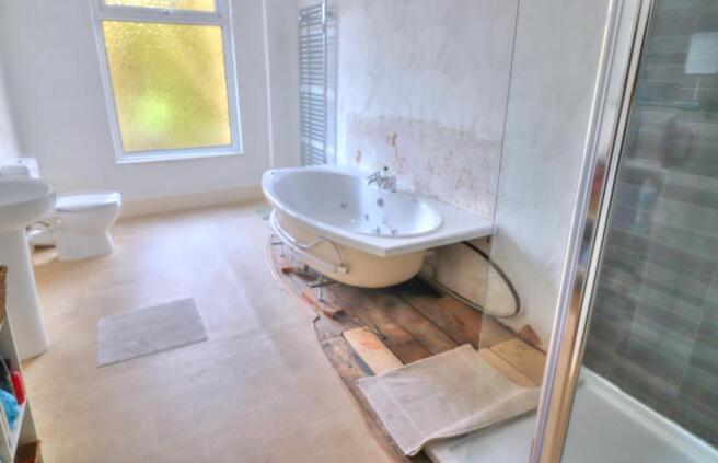 Bathroom 3
