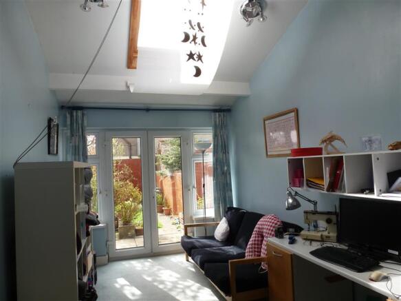 Photo 6