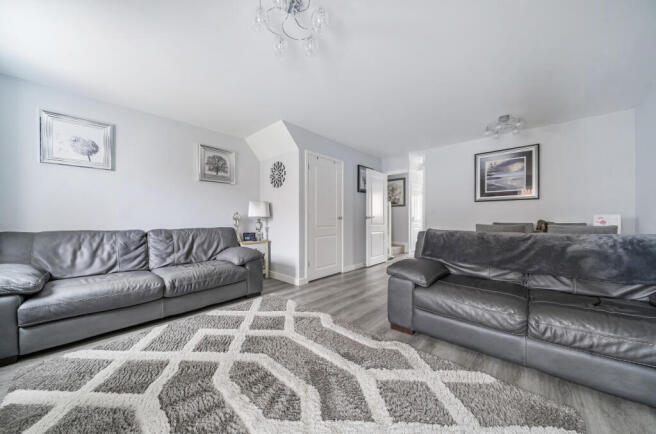 1364487-4-68ed20b...