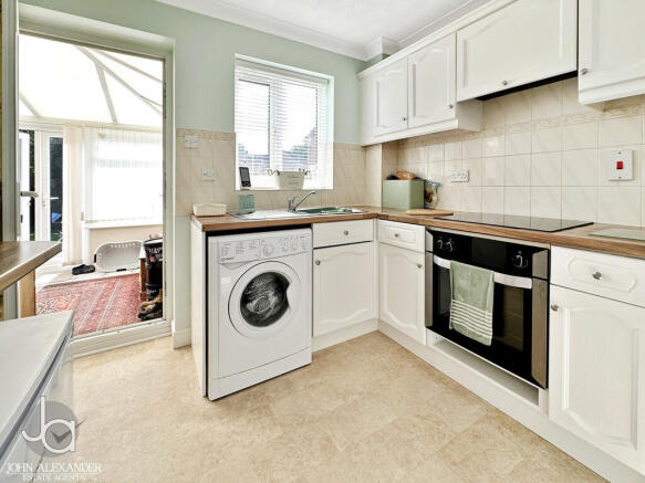 20250905_15412738...