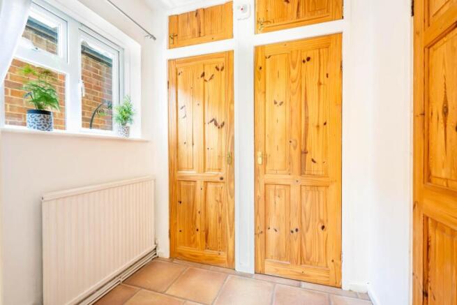 4 bed Detached for sale Image 6