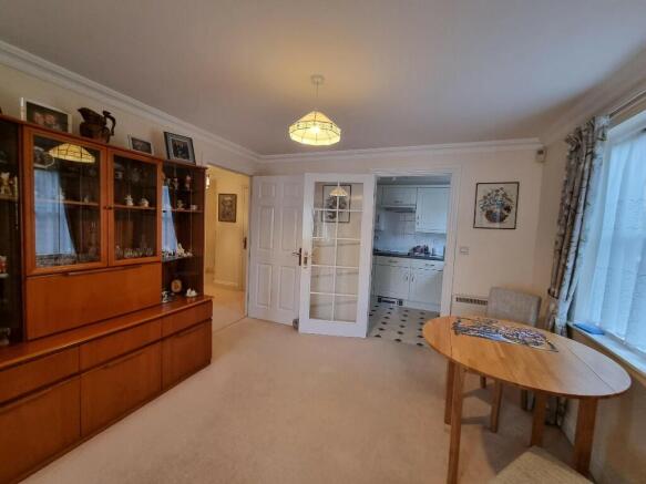 Flat 17