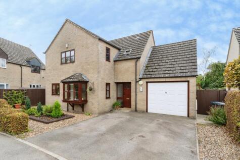 Redwood Gardens, Sutton, Ely, Cambridgeshire, CB6