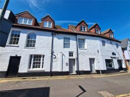 Flat 4, Charles House, Great George Street, Godalming GU7 1EE