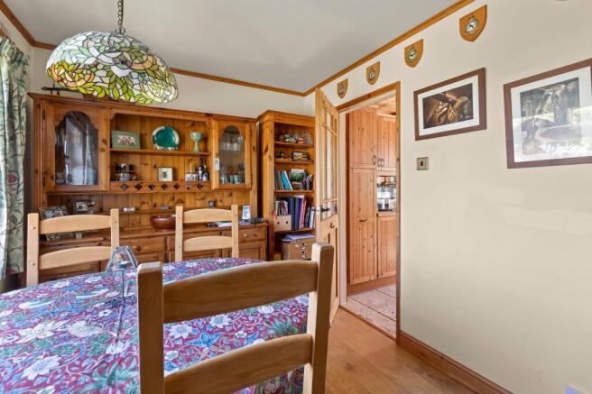 3 bed House for sale Image 9