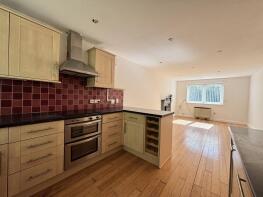 3, Ladypool Close, Walsall WS4 1SF