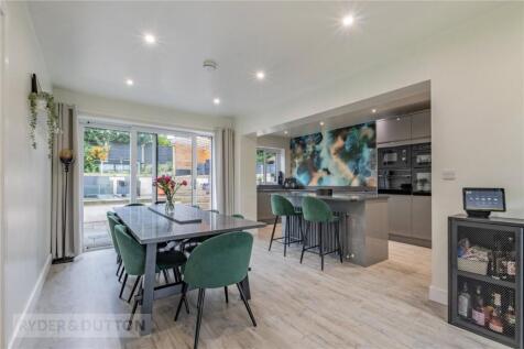 Kingsley Close, Ashton-under-Lyne, Greater Manchester, OL6