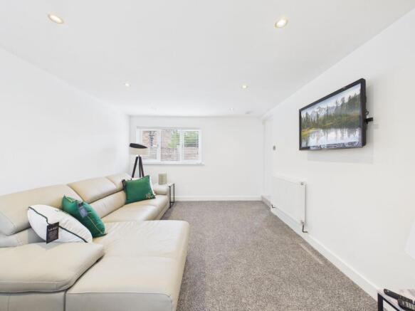 Farrell Close, Melling, L31 photo 4