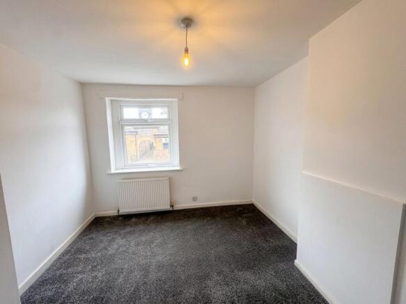 1 bed Terraced to rent Image 6
