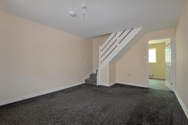 Living Room 2.jpg