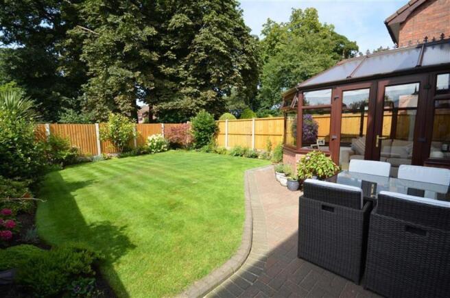Feature Rear Garden