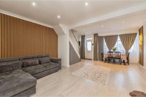 Cherry Tree Close, Rainham, RM13