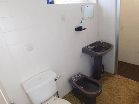 Ensuite