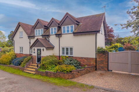 Chester Road, Aldridge, Walsall, West Midlands, WS9 0LS