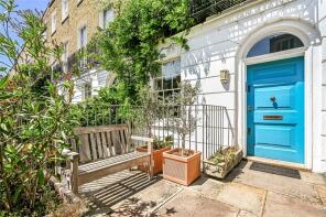 16, Bedford Gardens, London W8 7EH