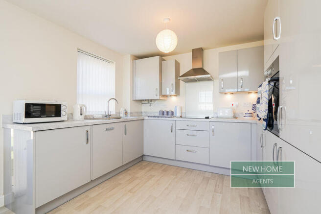 4 bed Detached for sale Image 6