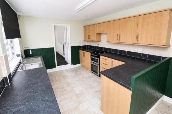 3 bed Terraced for sale Image 9